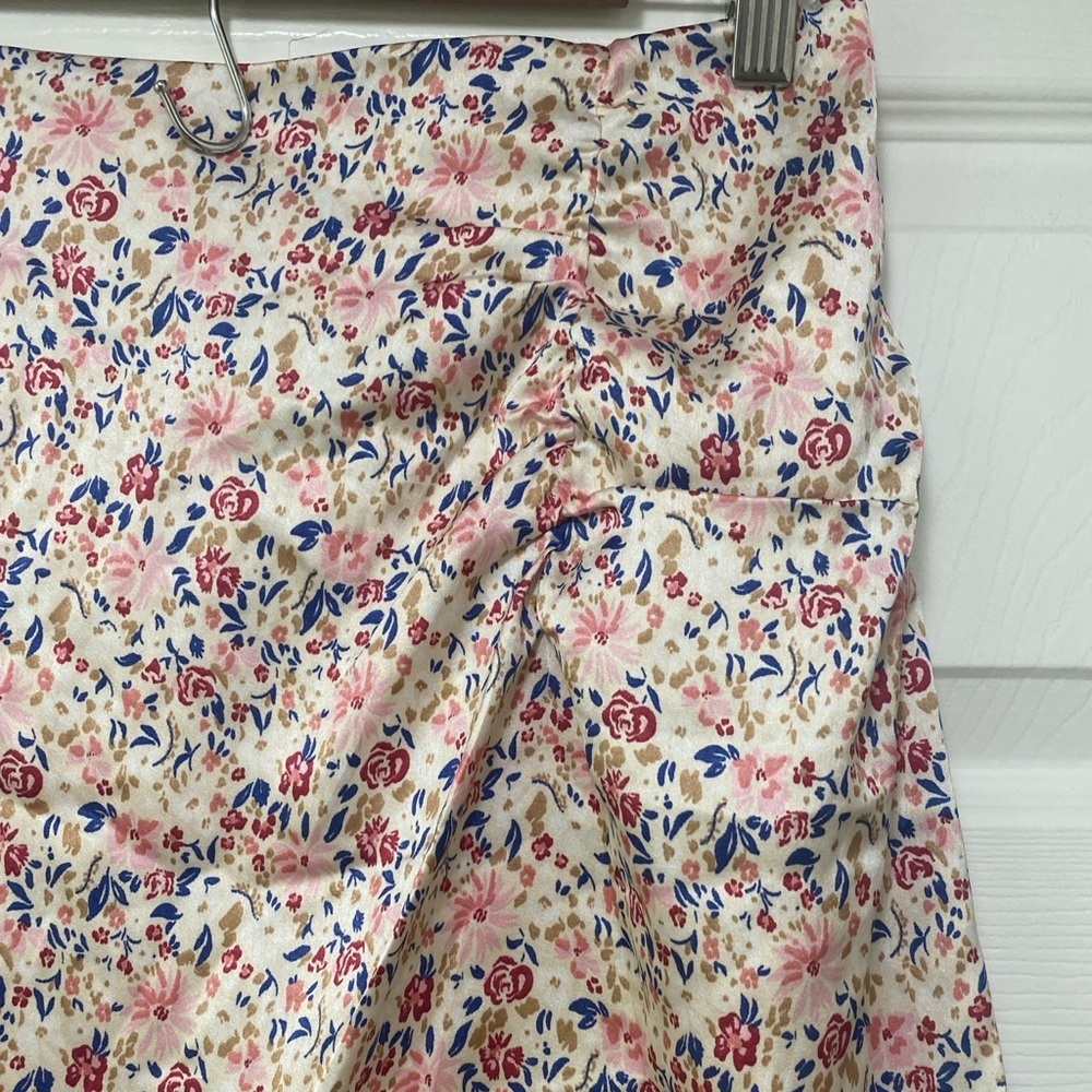 japna mini skater skirt floral women’s satin rose soft double lined medium M - Picture 2 of 7